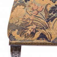 Neorenesansowe krzesło. Rzeźbione. Tkana tapicerka. XIX wiek